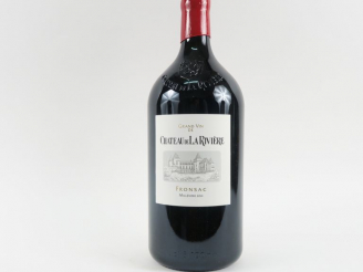 Vente aux enchères 1 DOUBLE MAGNUM CHÂTEAU DE LA RIVIÈRE FRONSAC - 2011 - CBO