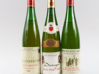 Vente aux enchères 3 BOUTEILLES : 1 TOKAY PINOT GRIS DIRINGER 1990 - 1 GEWURZTRAMINER 'CU