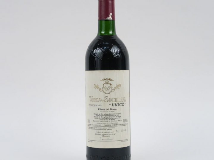 1 BOUTEILLE VEGA SICILIA 'UNICO' - 1974 - BG