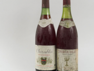 Vente aux enchères 2 BOUTEILLES CHIROUBLES - 1977