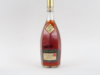 Vente aux enchères 1 BOUTEILLE (1 L) REMY MARTIN 'CLUB' DFS