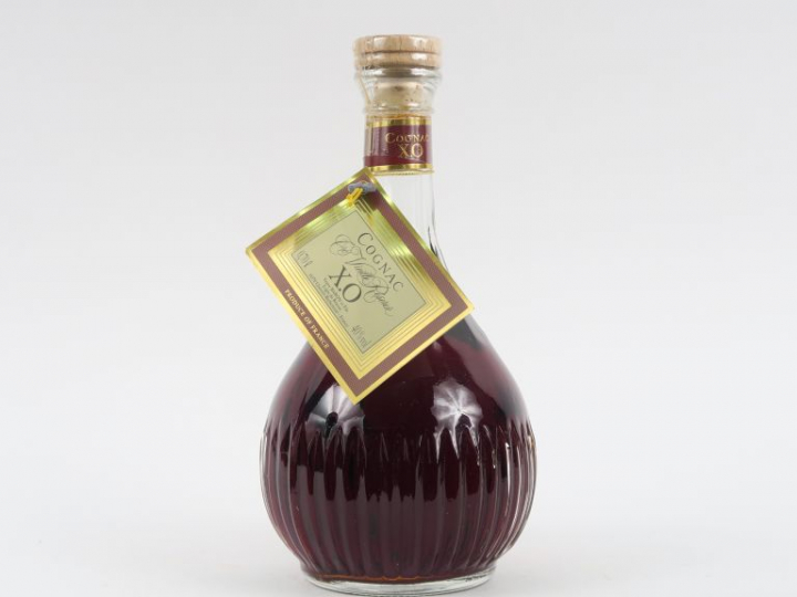 1 BOUTEILLE COGNAC VEUVE BARON et FILS X.O 'TRÈS VIEILLE RÉSERVE'