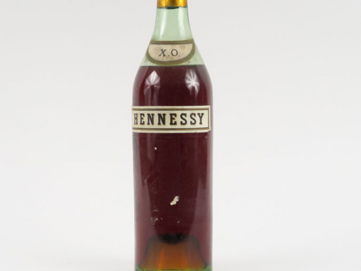 1 BOUTEILLE COGNAC HENNESSY X.O - SE