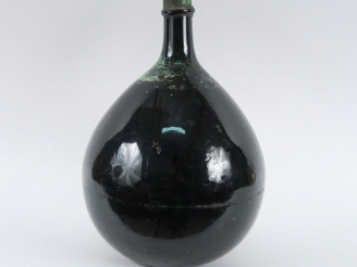Vente aux enchères 1 DAME JEANNE (7 L) EAU DE VIE - MISE PARTICULIÈRE