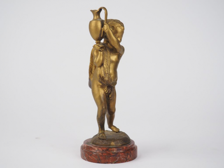 CLODION. 'Amour porteur d'eau'. Sculpture en bronze sur un socle en ma