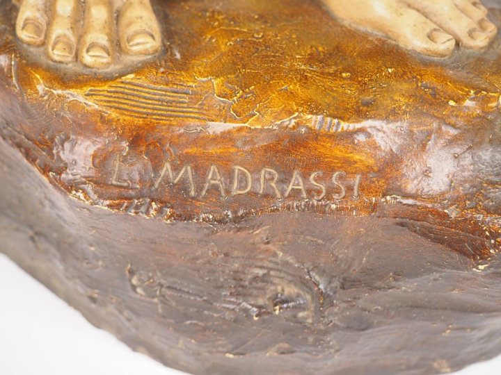 Luca MADRASSI. 'Mère et ses enfants'. Sculpture en stuc polychrome. Si