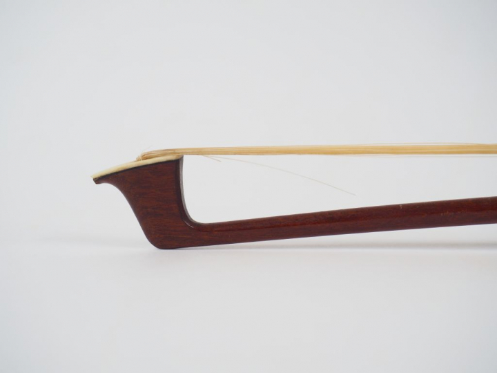 Archet de Violon de 55g en bois de pernambouc de l'atelier de : MARTIN