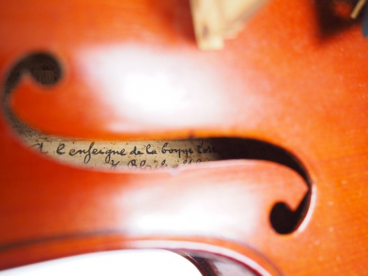 Violon de la Maison Couesnon fait à Mirecourt vers 1920-1930.  Etiquet