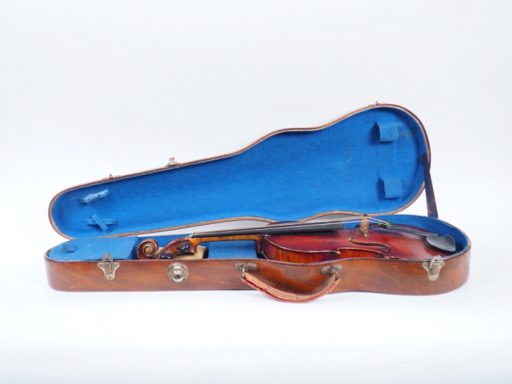 Violon MIRECOURT 2ème partie du XIXème.  Etiquette apocryphe de Landol