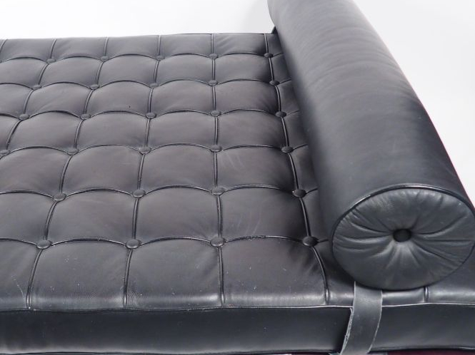 Banquette de repos XXème de style italien en bois et teck.