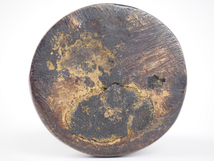 Statuette en bronze à patine brune, représentant un disciple du Bouddh