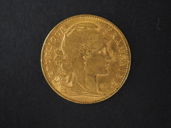 Pièce de 10 Francs or, 1900. FRAIS ACHETEURS : 5% TTC