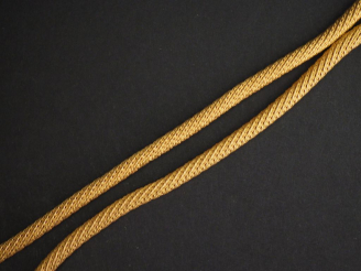 Vente aux enchères Collier en or jaune, maille tube tressée.  Long. 41 cm Poids. 14,73 g