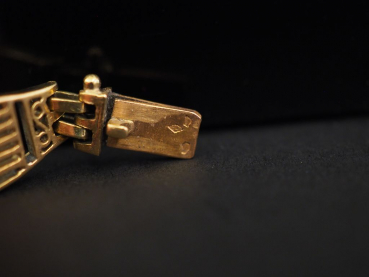 Bracelet en or jaune, maillons ajourés. Long. 19 cm Poids. 22 g  (acci