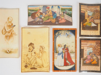 Vente aux enchères Six miniatures persanes sur ivoire dont une paire figurant des personn