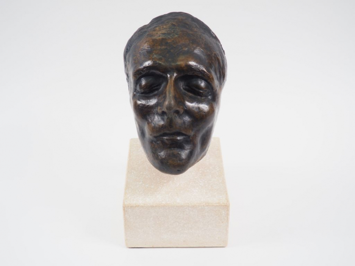 Jacques LIPCHITZ  Masque mortuaire en bronze de Modigliani.  Exemplair