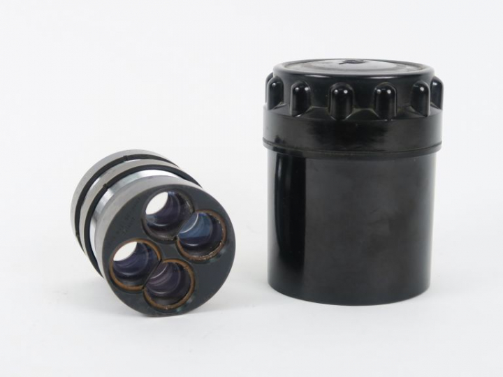 Objectif rare VOIGTLANDER quatre photos à vis TETRA-SKOPAR  1 : 8/85