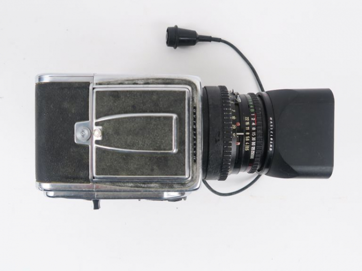HASSELBLAD 500EL/M n°RD 1318565 et magasin n°US 174165. Objectif PLANA