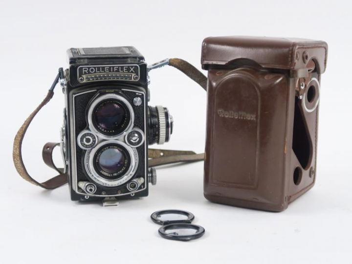 ROLLEIFLEX 6X6 n°17450995 avec objectifs HEIDOSMAT 1 : 2.8/75 et PLANA