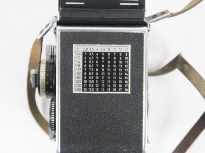 ROLLEIFLEX 6X6 n°2473823 avec objectifs HEIDOSMAT 1 : 2.8/80 et PLANAR