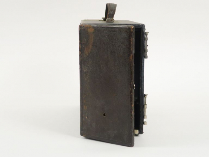 LE DÉTECTIVE PERFECTIONNÉ, GIRARD   BOITTE appareil photographique 9X1