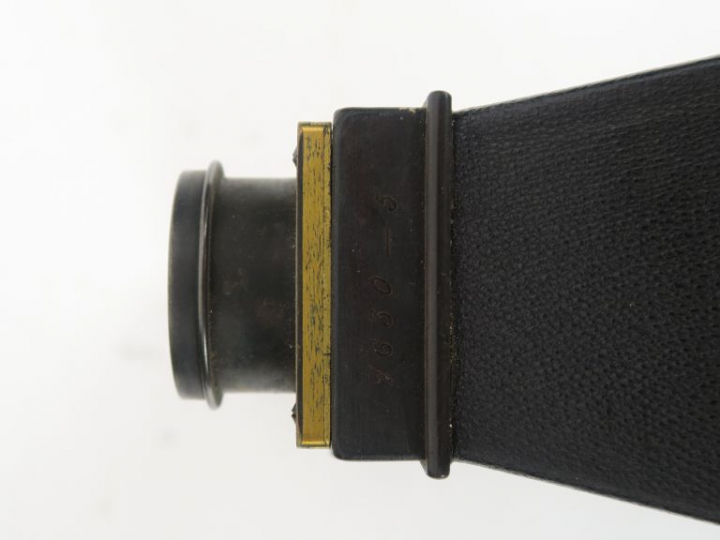 JULES CARPENTIER Jumelle n° 7630 - 5 avec housse en cuir. (Etat d'usag