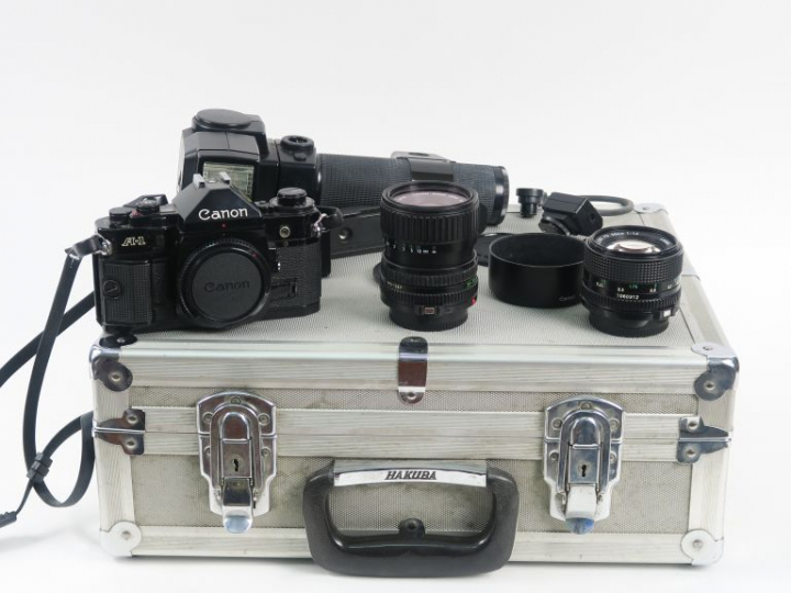 CANON A-1 n°1701127 avec deux objectifs : Objectif CANON 35-70 mm 1 : 