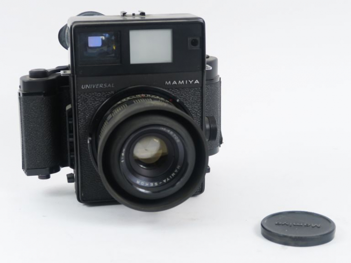 MAMIYA UNIVERSAL 6X9 avec objectif MAMIYA-SEKOR 1 : 3.5 f=100 n°45706