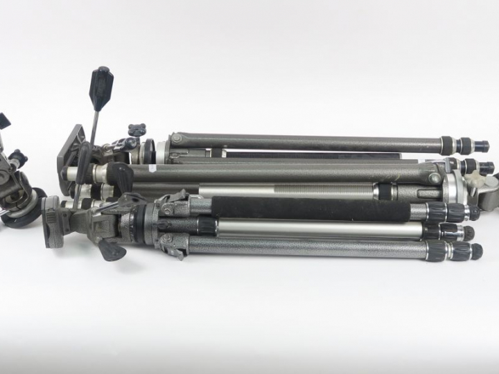 Lot de trois trépieds photographiques : GITZO R. 2+ GITZO R. n°2 BILOR