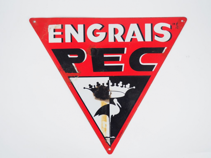 ENGRAIS PEC.  Plaque émaillée signée Neuhaus Dim. 49 x 56 cm  (acciden