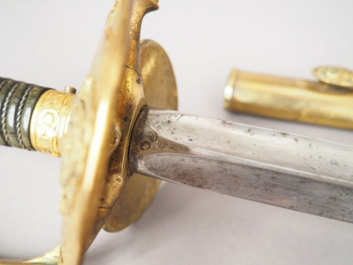 Belle épée à clavier d’officier de la Garde impériale Napoléon III mod