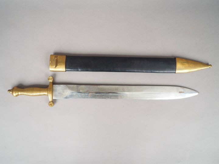 Réplique moderne de glaive français modèle 1833 avec sa fusée en bronz