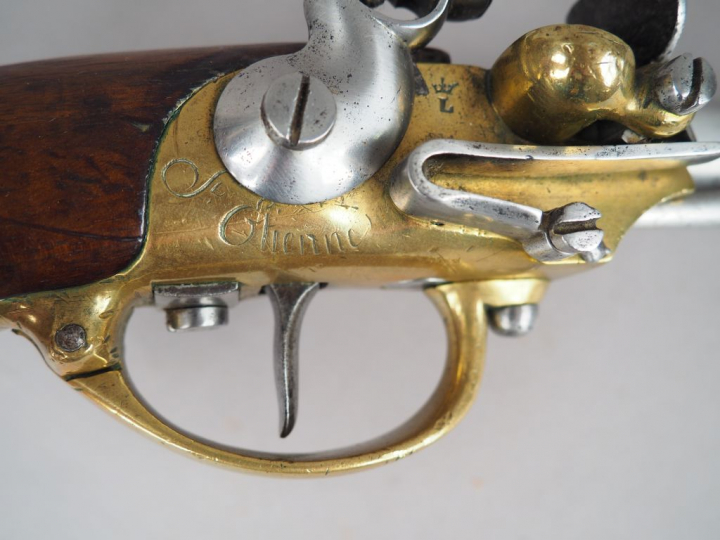 Pistolet de Cavalerie, modèle de 1777 à coffre de la manufacture royal