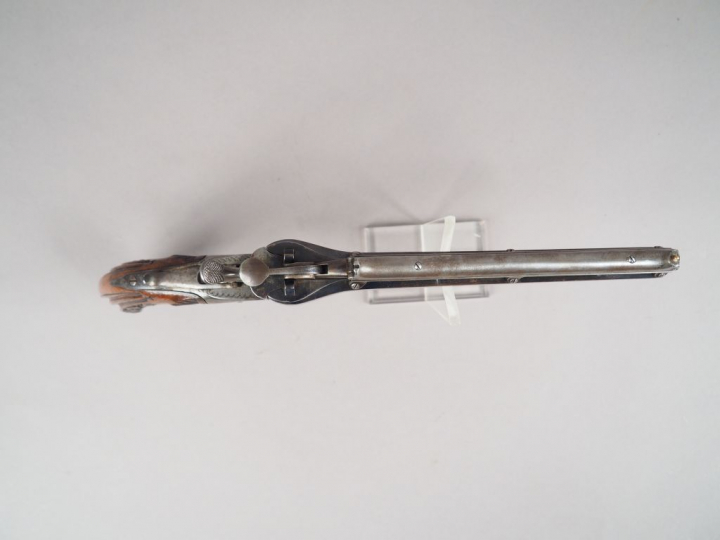 Pistolet à gravitation Colette à munition autopropulsée en calibre 52 