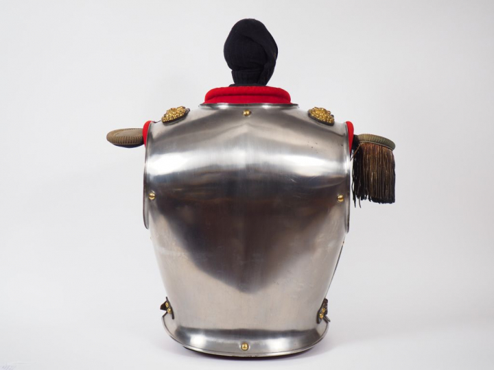 Intéressant ensemble d’officier de cuirassier du Second Empire cuirass