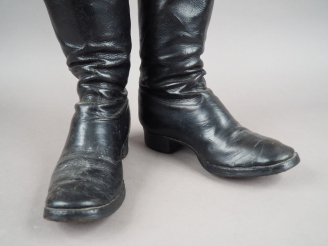 Vente aux enchères Belle paire de botte montantes « à l’écuyère » de cavalerie en cuir no