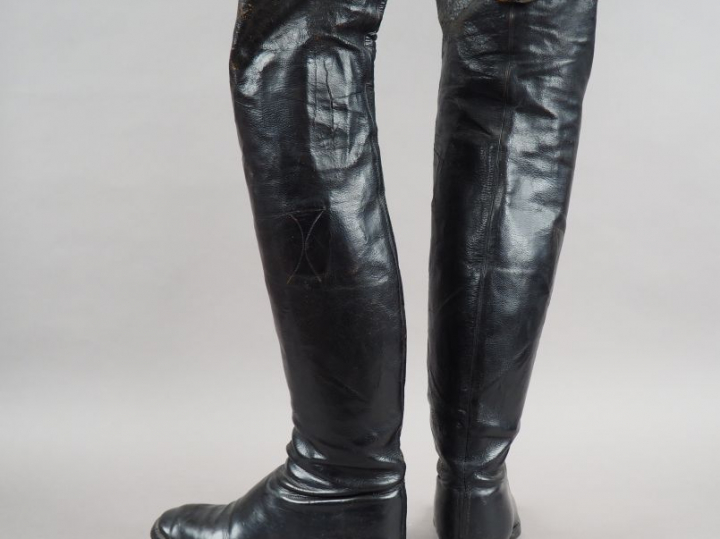 Belle paire de botte montantes « à l’écuyère » de cavalerie en cuir no