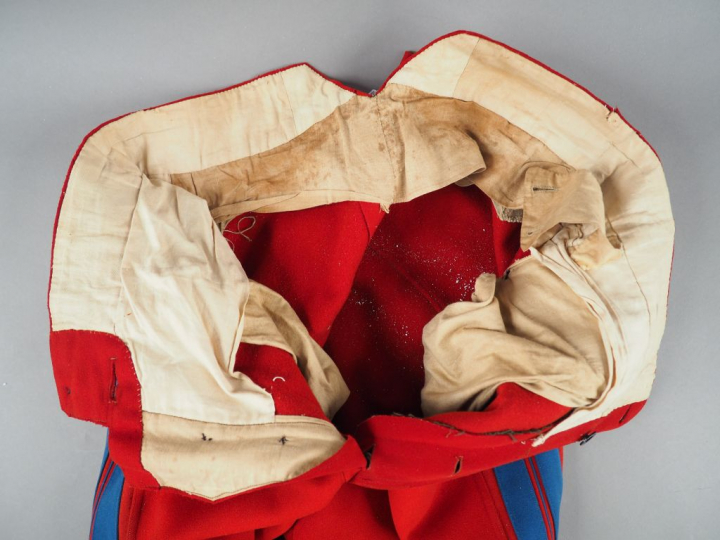 Pantalon droit de Cent Gardes modèle 1856, tenue de ville, drap garanc