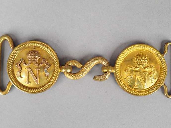 Belle boucle agrafe de ceinturon porte épée d’officier supérieur Secon