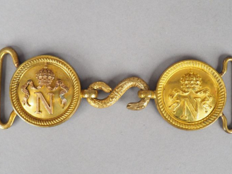 Vente aux enchères Belle boucle agrafe de ceinturon porte épée d’officier supérieur Secon