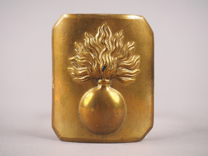 Plateau de ceinturon troupe de cavalerie Second Empire (grenadier à ch