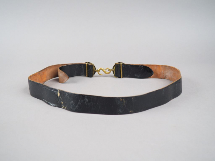 Ceinturon d’artillerie Troisième République, deux plateaux ronds en br