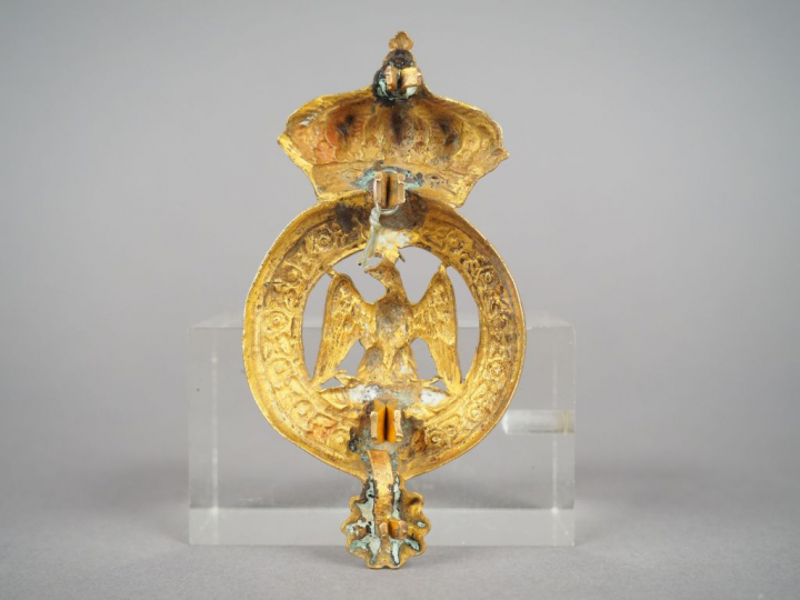 Ornement de poitrail pour harnachement de cavalerie (cent-gardes), aig