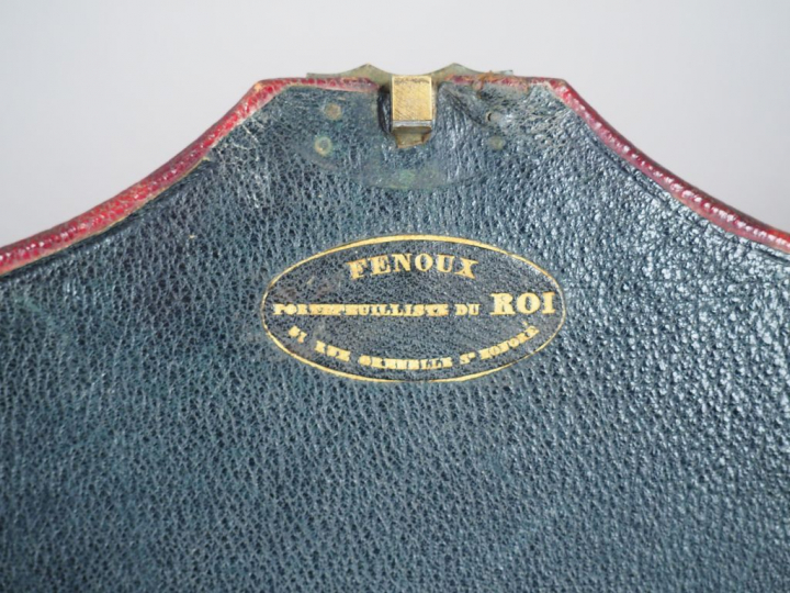 Portefeuille écritoire à soufflets en maroquin rouge sombre (500x350mm