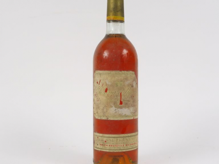1 BOUTEILLE CHÂTEAU D'YQUEM 1er CCS SAUTERNES - 1976 - BG/EA/ES