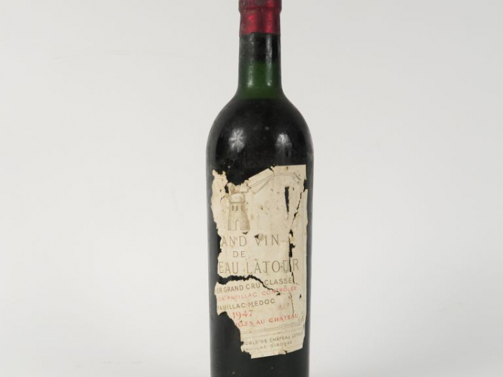 1 BOUTEILLE CHÂTEAU LATOUR 1er GCC PAUILLAC - 1947 - LB/EA/ETIQUETTE N