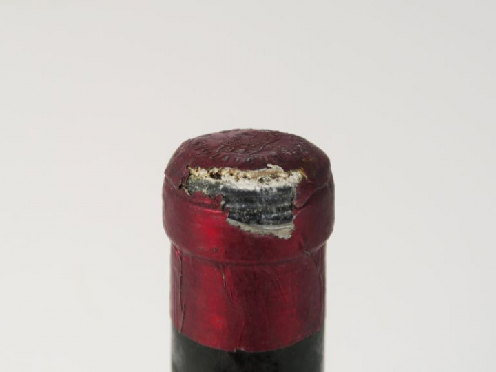 1 BOUTEILLE CHÂTEAU LATOUR 1er GCC PAUILLAC - 1947 - LB/EA/ETIQUETTE N