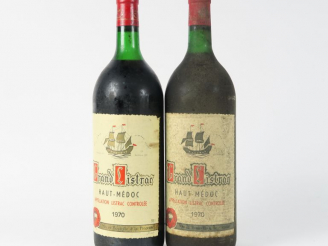 Vente aux enchères 2 MAGNUMS GRAND LISTRAC HAUT MÉDOC - 1970 - 1 BG/1 LB