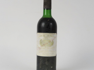 Vente aux enchères 1 BOUTEILLE CHÂTEAU MARGAUX 1er GCC MARGAUX - 1974 - HEP/EF