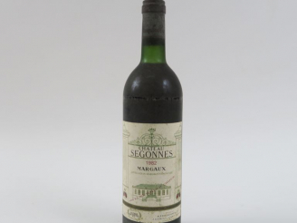 Vente aux enchères 1 BOUTEILLE CHÂTEAU SEGONNES MARGAUX - 1982 - LB